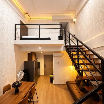 Apartment 2BR Princeton Soho mezzanine near Manhattan Mall 貝拉哈拉島附近的飯店