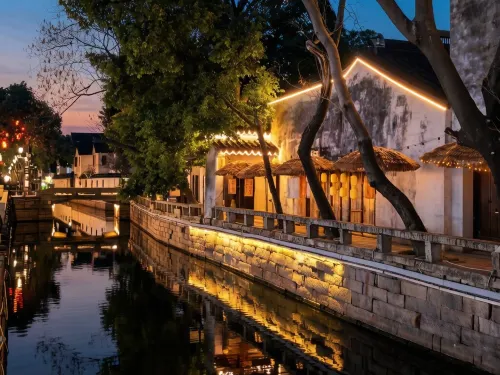 Yiman | YIMAN · HOTEL (Xitang Songzi Laifeng Bridge)