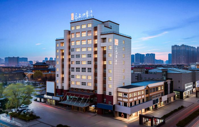 Four Seasons Cloud Hotel (Peixian Hancheng Scenic Area Branch)