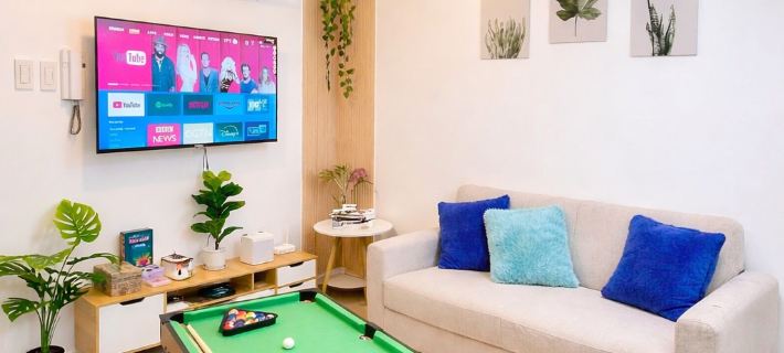 The Sunny Side 2BR with Pool and City View Hotels in Paranaque