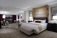 The Palazzo Prestige Club Lounge – Daily Breakfast Included with Private Check-in