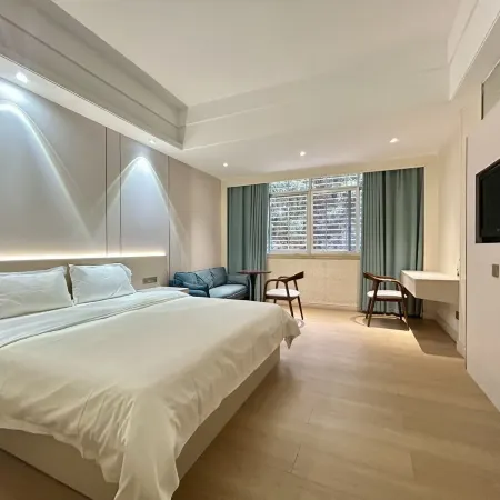 Chaoyang Hotel