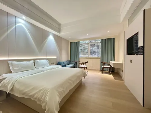 Chaoyang Hotel