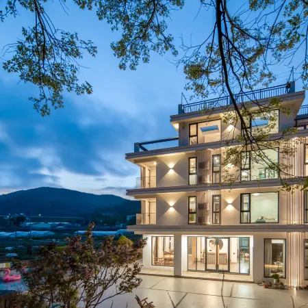 Shengsi Pushu • 18 mu B&B