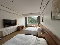 Mountain Retreat Hotel