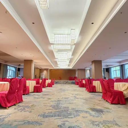 Huaqiao Dongfang Hotel