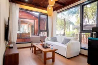 Jingyin Retreat Hotel - balcony