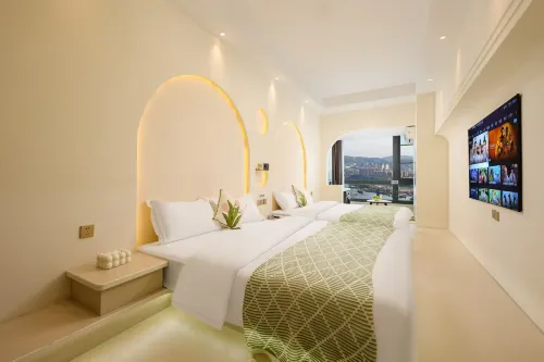 Huanzhu Riverside Holiday Boutique Stay (Gaozhuang Starlight Night Market) - Infinity Pools