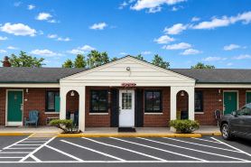 Hillcrest Motel by OYO Aurora Near Lawrenceburg