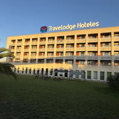 Travelodge Barcelona del Vallès Hoteles cerca de Ciudad Meridiana