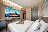 Huantang Boutique Hotel (Shangqiu Railway Station Municipal Government)