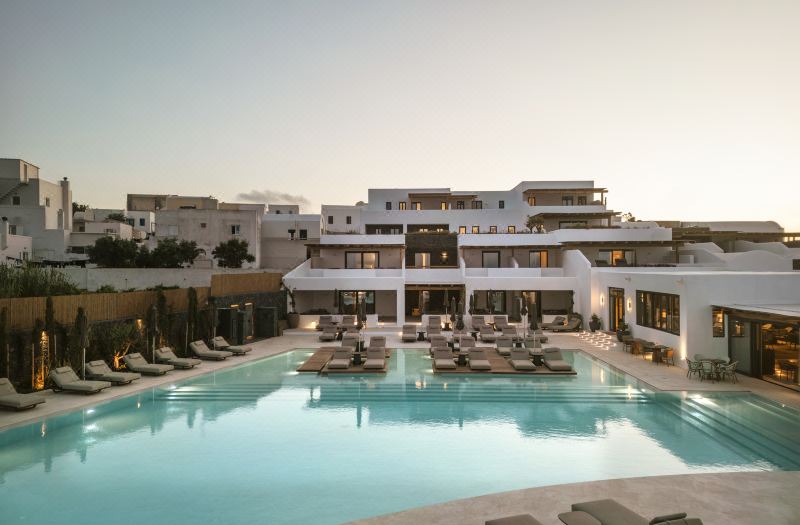 NĒRO Boutique Hotel