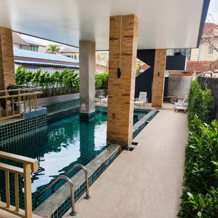 Azizi Boutique Hotel