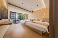 Yunjian Linyuan Cloud Villa | Mountain View Scenic Boutique Stay (Libo Xiaoqikong West Gate)