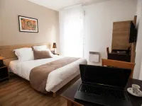 Apparthotel Privilodges Lyon Lumière Hotels near 8th arr.