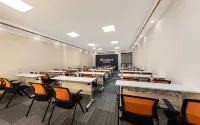 Meilihau Hotel (Changsheng Wanda Tongda Street Subway Station) - business