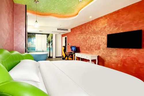 Jingfang E-Sports Hotel (Yangzhou Baoying Huaijiang Avenue Taishan East Road) - 2-Star
