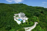 Moganshan Wangqiong · Ins Style Infinity Pool Boutique Stay (Yucun Square) - Pet Friendly