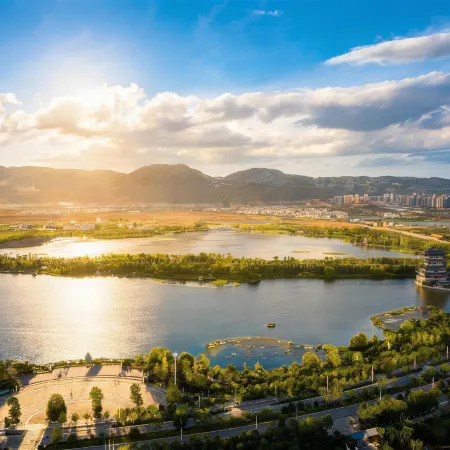 Qing Hua Hai Guan Fang Garden Hotel