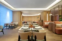 Hilton Garden Inn Nanchang Tengwang Pavilion - Aamiainen