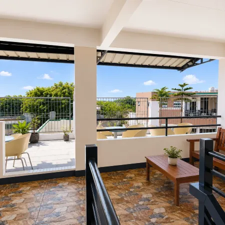 Metrohive 2A | Cozy Studio Near Airport & PITX