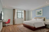 Wyndham Grand Phnom Penh Capital - 5-Star