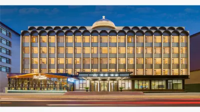 Dalian Songjing Hotel (Dalian Railway Station Renmin Square Branch) Hotels in People's Square/Dalian Municipal Government