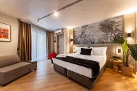 Looks Prive Suites - New