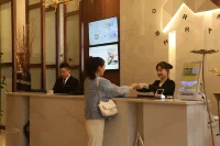 Borrman Hotel (Huaihua High Speed Railway South Station Wanda Plaza)