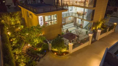 霞浦閭峽鄰家小築精品民宿（下尾島店） 鄰近五十公里桃花塢（霞浦分塢）的酒店