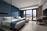 Zhoushan peach blossom island to listen to chao xiaozhuang