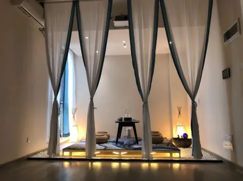 Guilin Fanfan Shexia Apartment (High-tech Wanda Plaza)