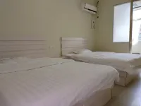 Small Town Story Garden Inn