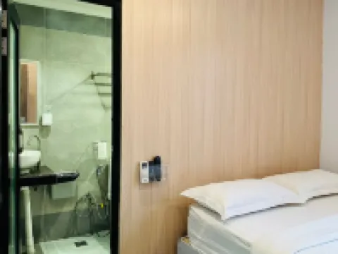 Memory Boutique Hotel ボヘドゥラン島周辺のホテル