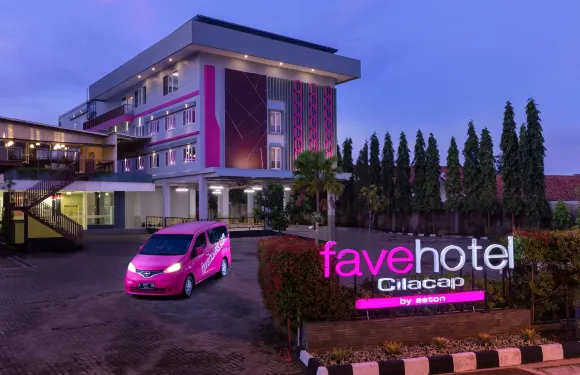 芝拉扎法維酒店