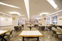 Homeinn Pebble Hotel (Tourism Service Center of West Changbai Mountain) - مسبح
