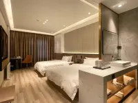 Yueqingju Hotel