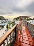 Vannee Golden Sands Beachfront Resort - Bergblick
