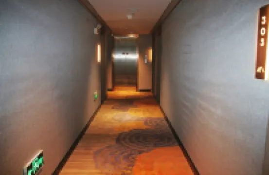 Huaxuan Zhengxiang Fashion Hotel