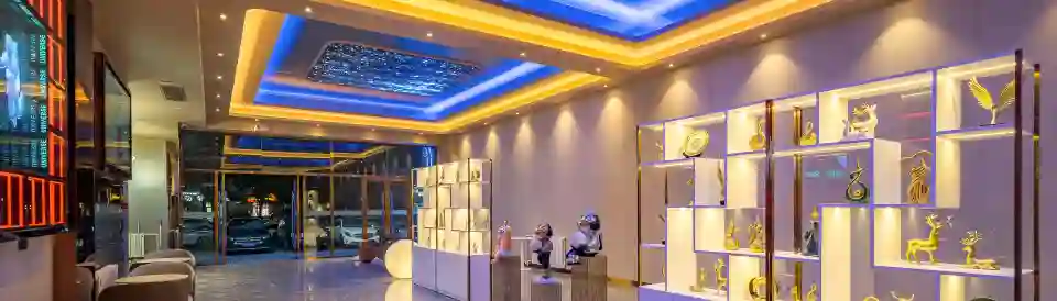 Dequan Luxury Hotel (Chaoyang Railway Station Shilipu Subway Station Branch)