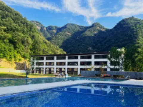 Zhuozhou Hotel Hoteles en Lushi