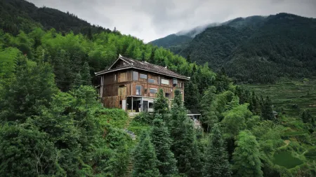 Congjiang Jiabang Terraces Lianghua Homestay