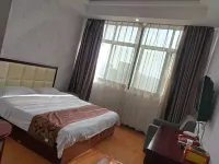 Luoshan Manjianghong Business Hotel