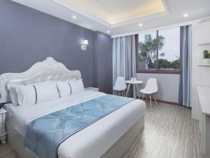 Airport Boutique Hotel