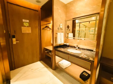 Yuanzheng Hotel Отели в г. Чжуцзи