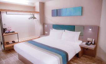 Homeinn Selected Hotel (Suining Central Avenue Wenxue North Road)