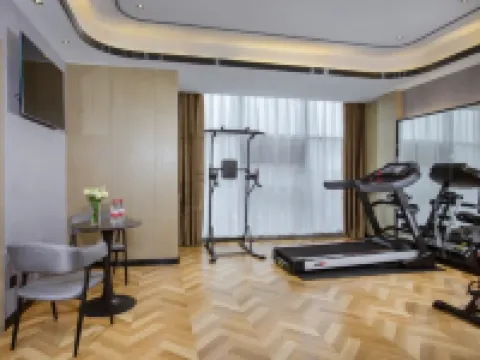 Vienna Hotel (Qingyuan City Plaza Lianjiang Road) - Pet friendly