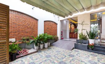 Luxury Vuon Lai Hotel