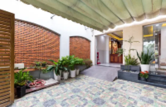 Luxury Vuon Lai Hotel 12区のホテル