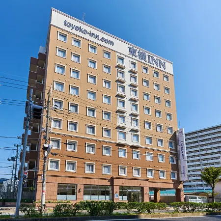 Toyoko Inn Shin-Osaka-Eki Higashi-Guchi Отели рядом с достопримечательностью «Станция Kami Shinjo »